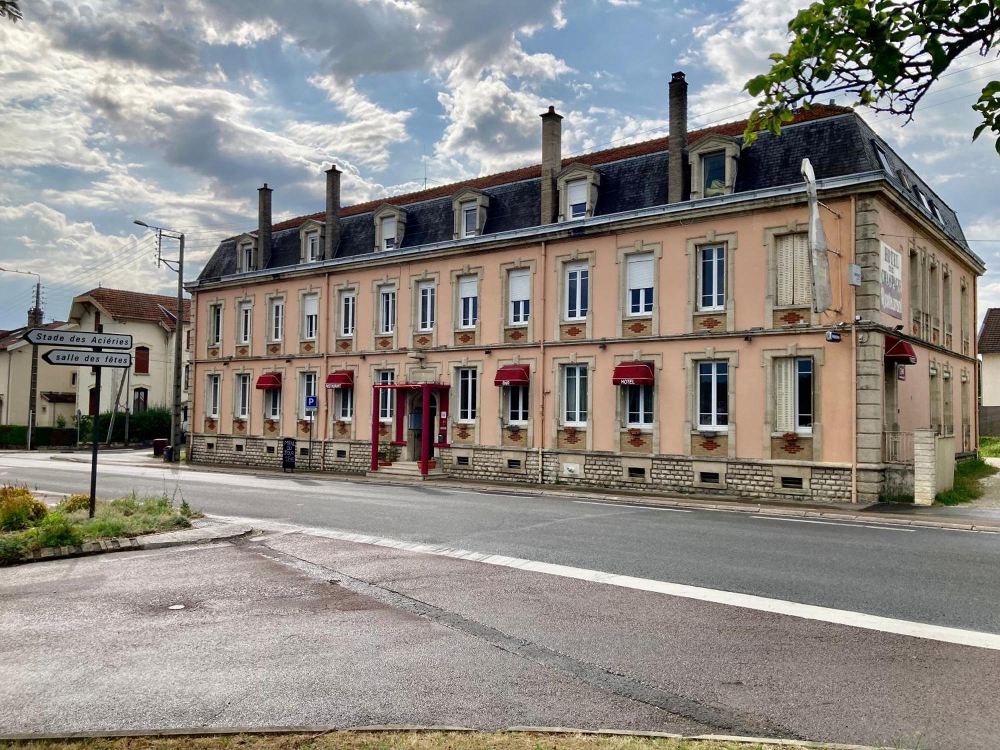 Hotel De Champagne แซ็ง-ดิซีเย ภายนอก รูปภาพ